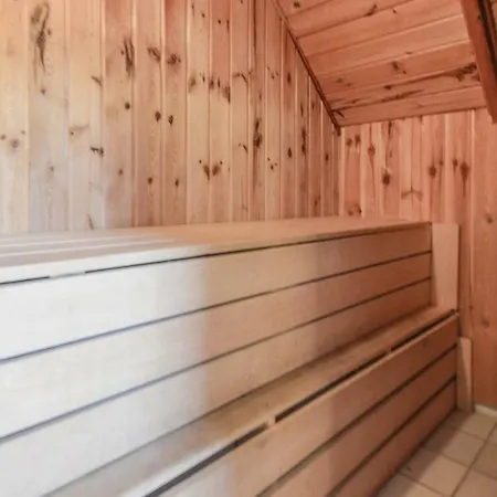 Nice Home In Blavand With Sauna Hébergement de vacances *