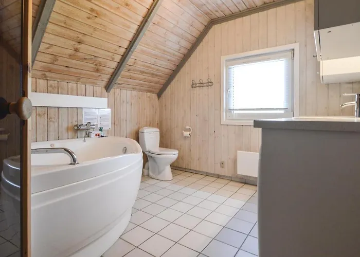 Svinget Iii Holiday home